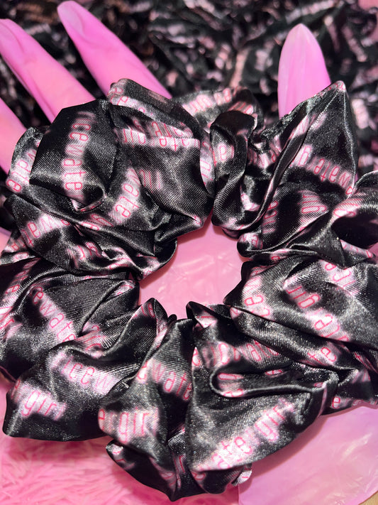 ricewatergirl - Satin Scrunchie